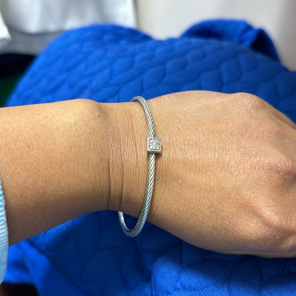 2 Hour Sale!!!David Yurman Confetti sterling bangle - for 1 piece only